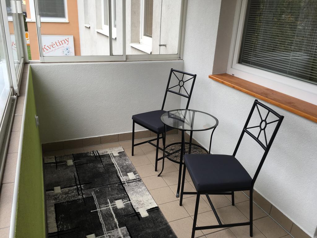 Apartman Jarosova Znojmo Exteriör bild