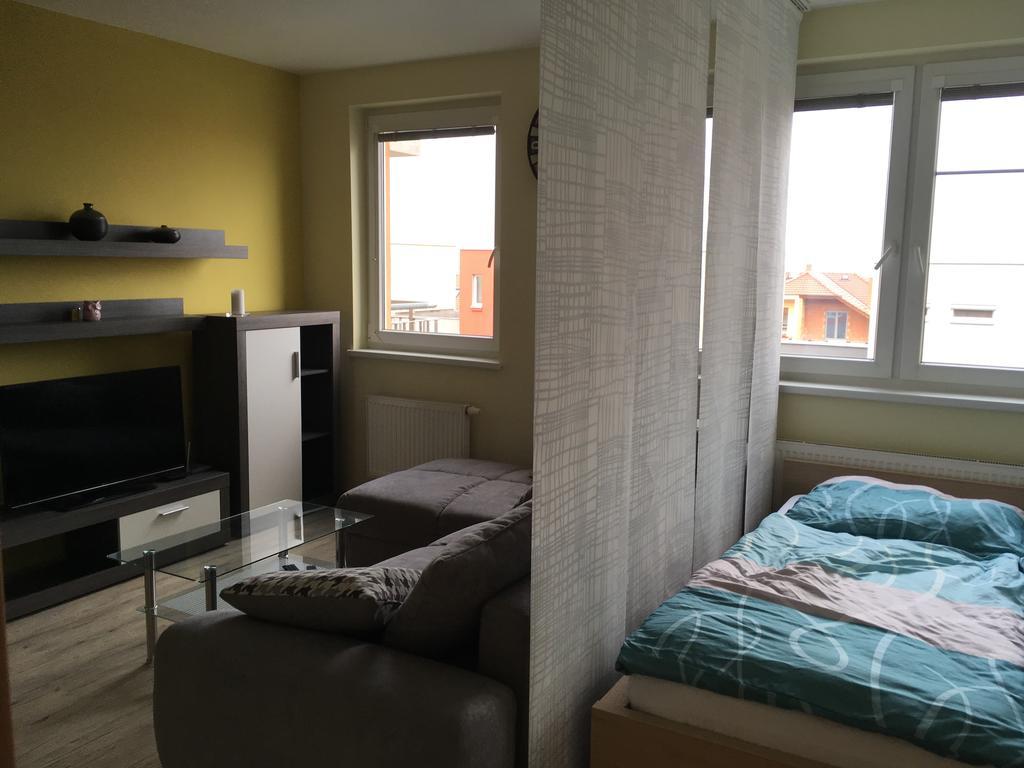 Apartman Jarosova Znojmo Exteriör bild